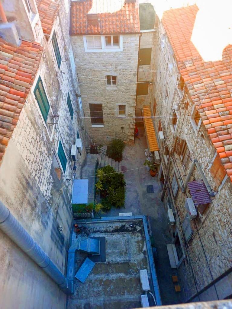 Apartment Venus Of The Palace - New Renovated Spalato Esterno foto