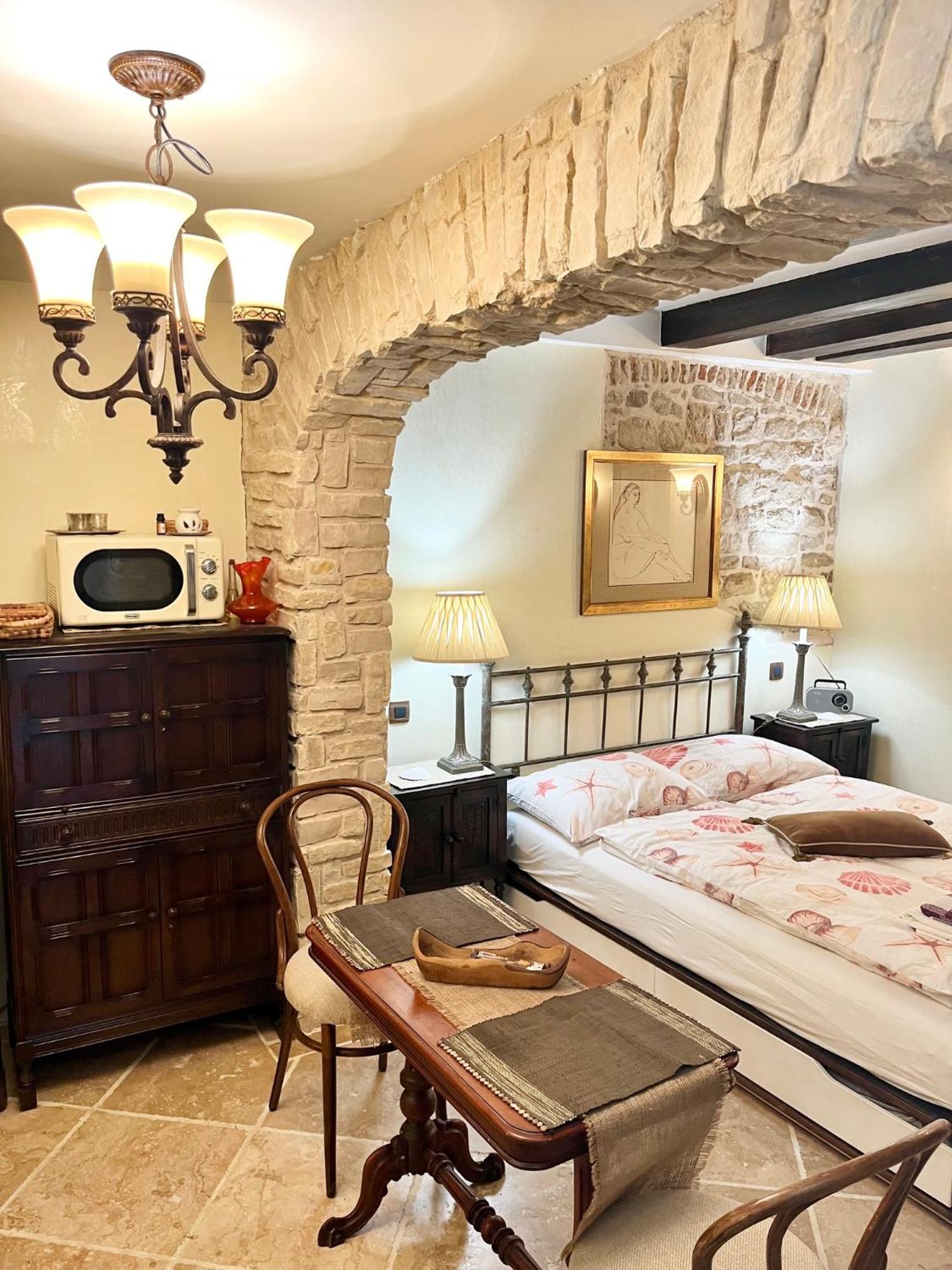 Apartment Venus Of The Palace - New Renovated Spalato Esterno foto