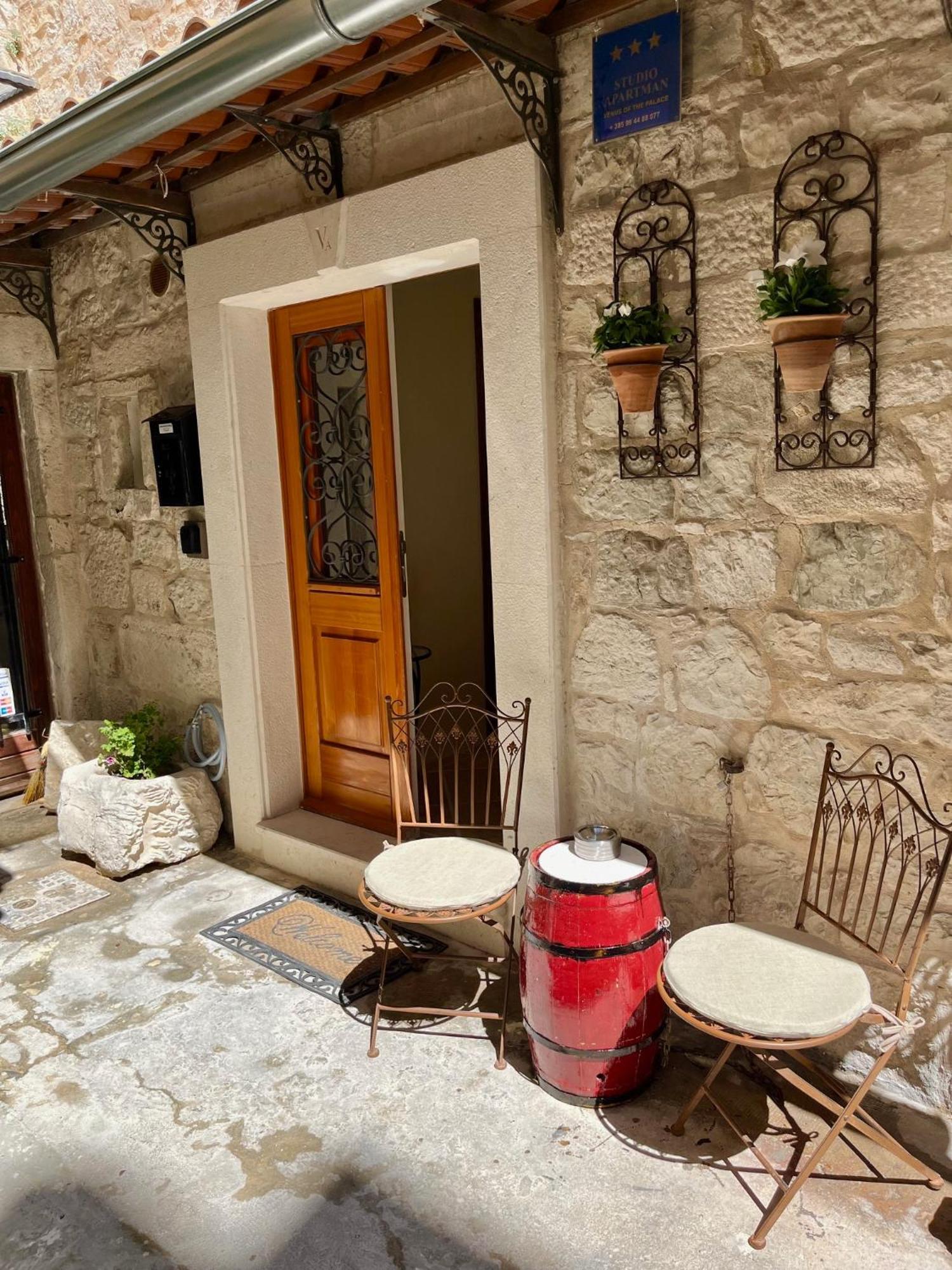 Apartment Venus Of The Palace - New Renovated Spalato Esterno foto