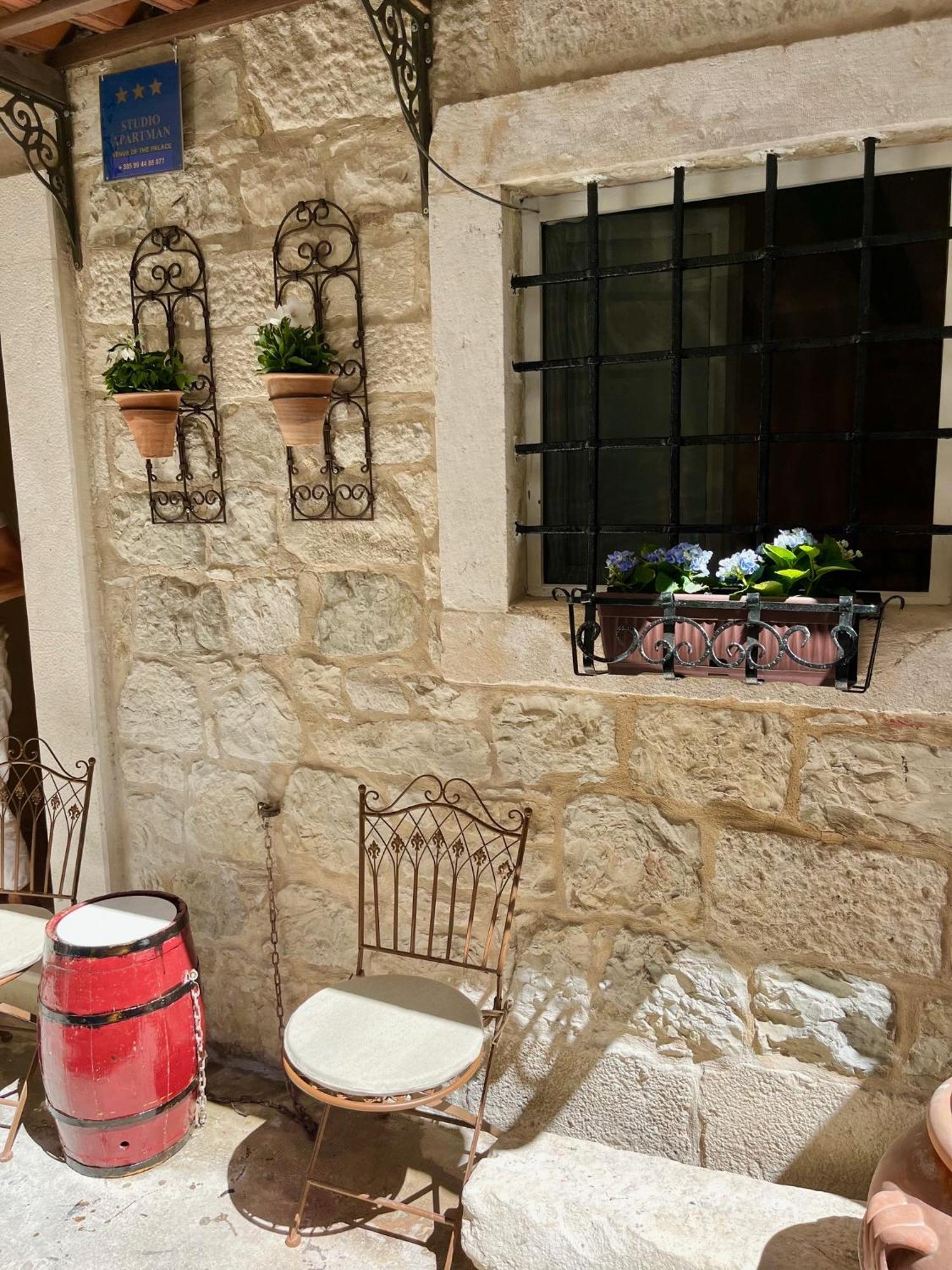 Apartment Venus Of The Palace - New Renovated Spalato Esterno foto