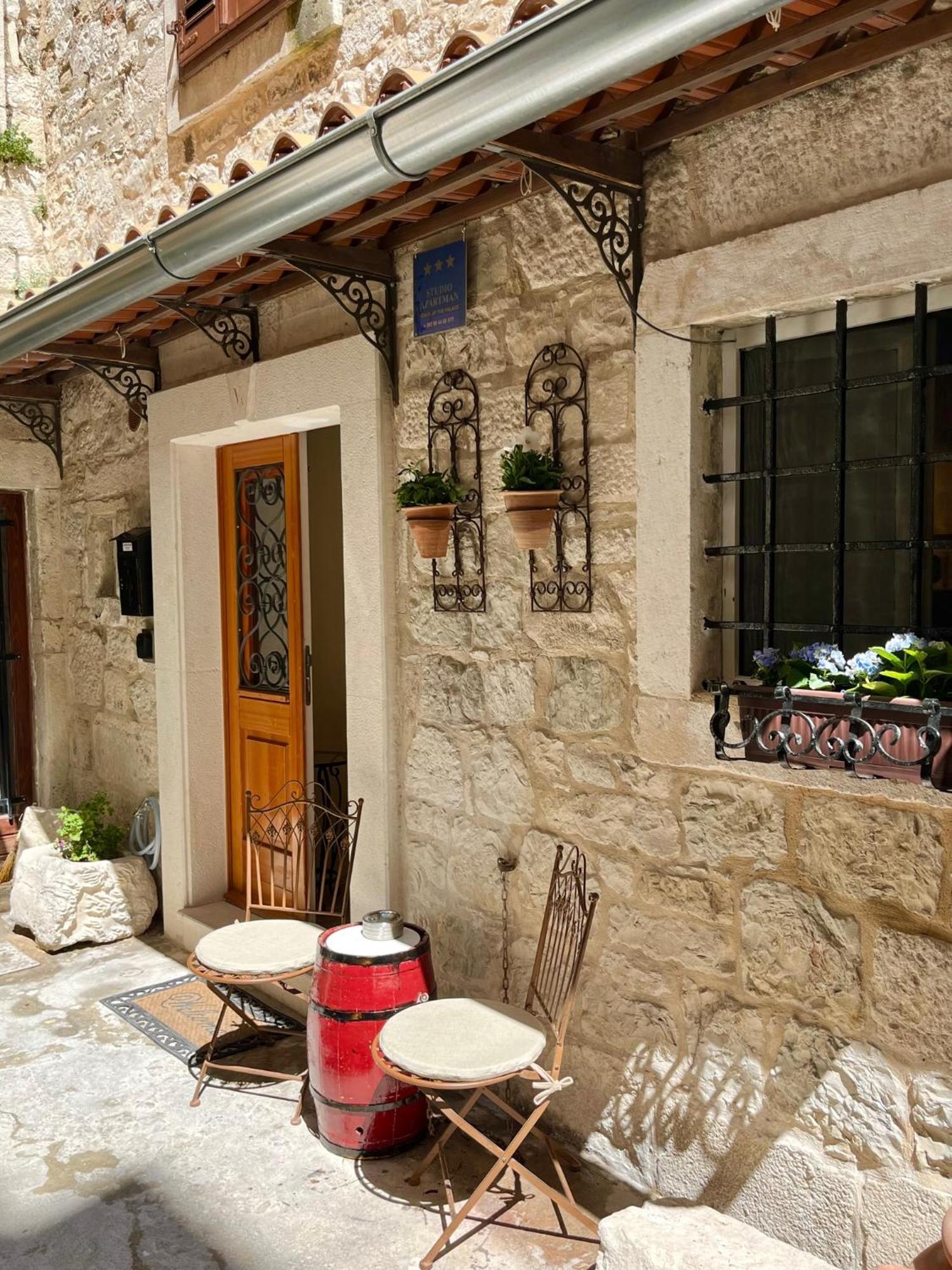 Apartment Venus Of The Palace - New Renovated Spalato Esterno foto